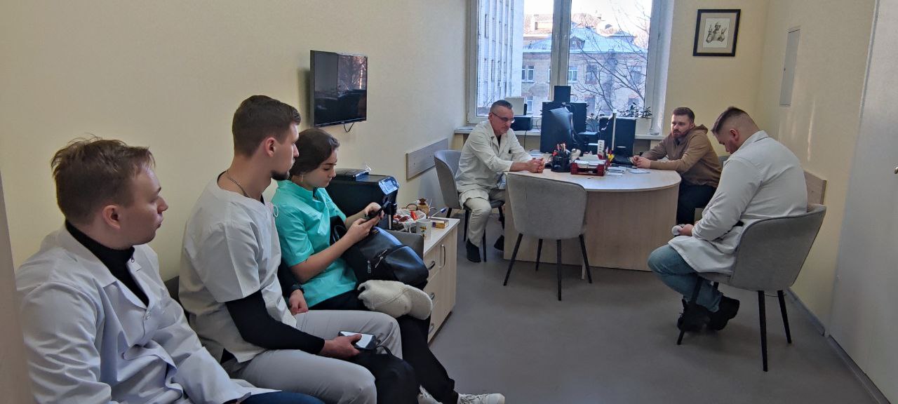 Розпочався  цикл спеціалізації з хірургічної стоматології
