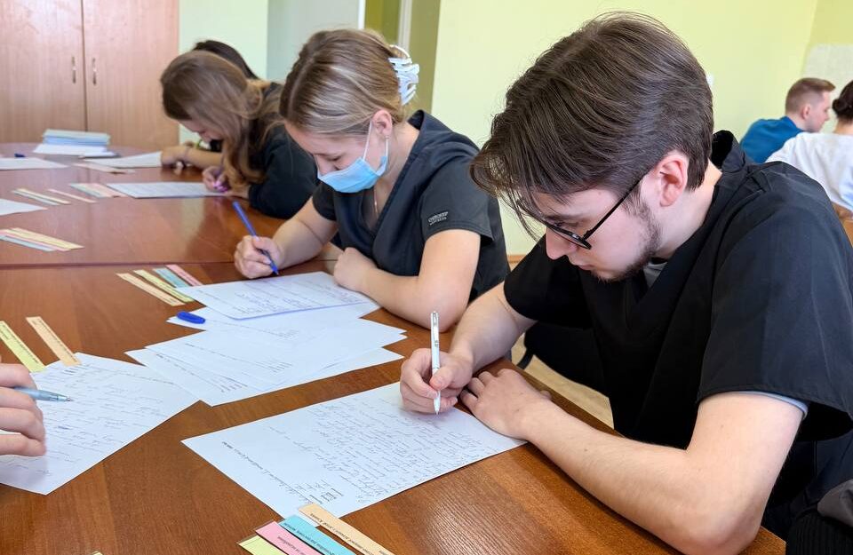 Студенти 5 курсу завершили навчання з дисципліни «Дитяча хірургічна стоматологія»